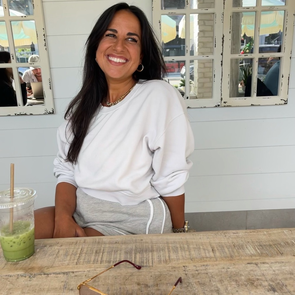 Meet your Posher, Ariela